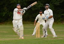 Headley survive as Grayswood bid to be I’Anson ‘invincibles’