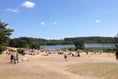 Man exposes himself to two teenage girls at Frensham Great Pond