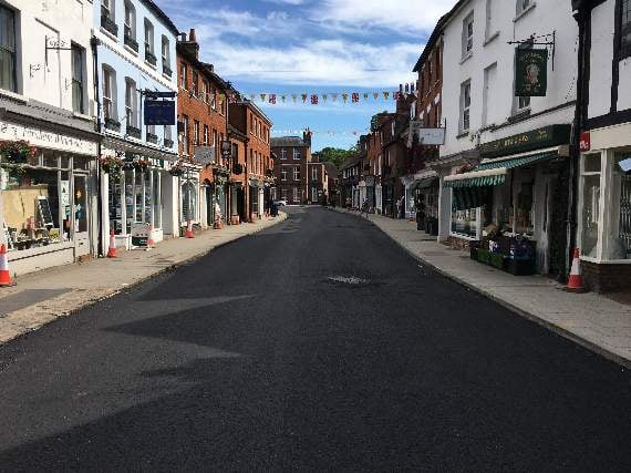 Keep Farnham car -riendly: Retailers criticise pedestrianisation plans