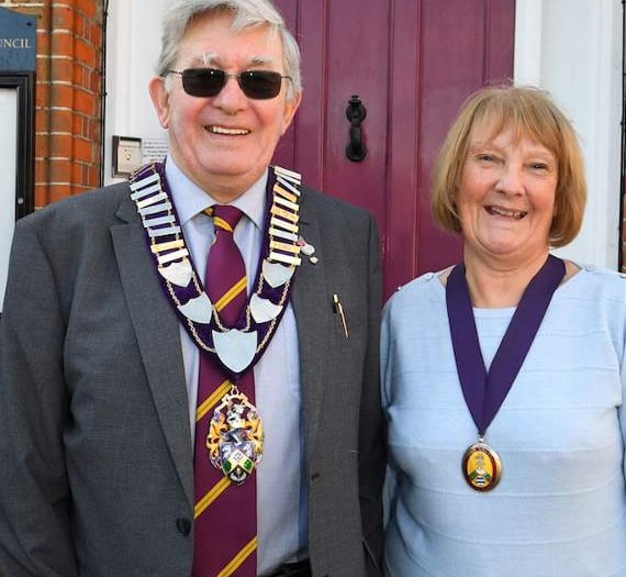 Haslemere mourns loss of former mayor John Robini