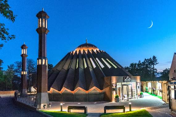 Ahmadiyya women's event celebrates faith, freedom and peace