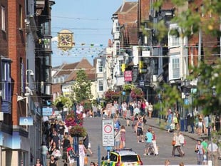 Waverley and Guildford councils set to advertise for £150,000 joint chief
