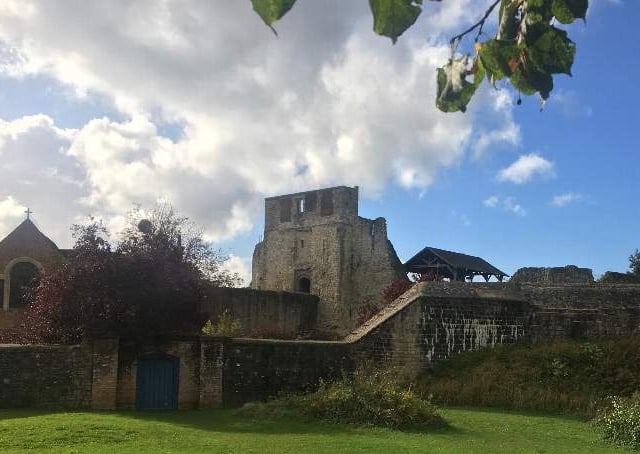 CANCELLED – Twitchy Witch to host free Hallowe'en storytelling event at Farnham Castle