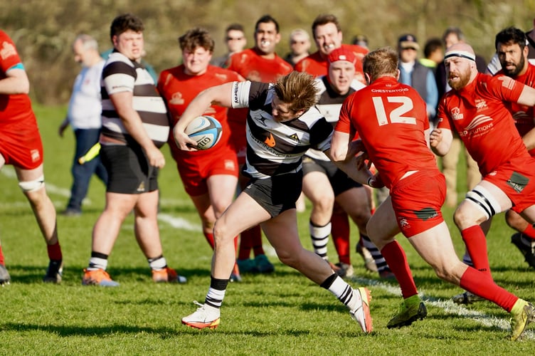 Farnham’s Tim Salmon bursts through the London Welsh defence. Photo by Steve Radcliffe