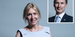 Chancellor Jeremy Hunt's bizarre parting gift to Tory rival Dorries