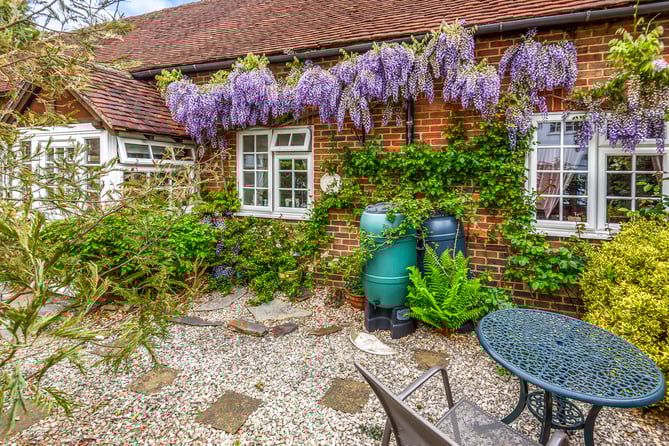 apple store house garden