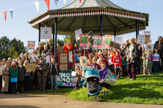Alton climate protest, Public Gardens, November 12th 2022.