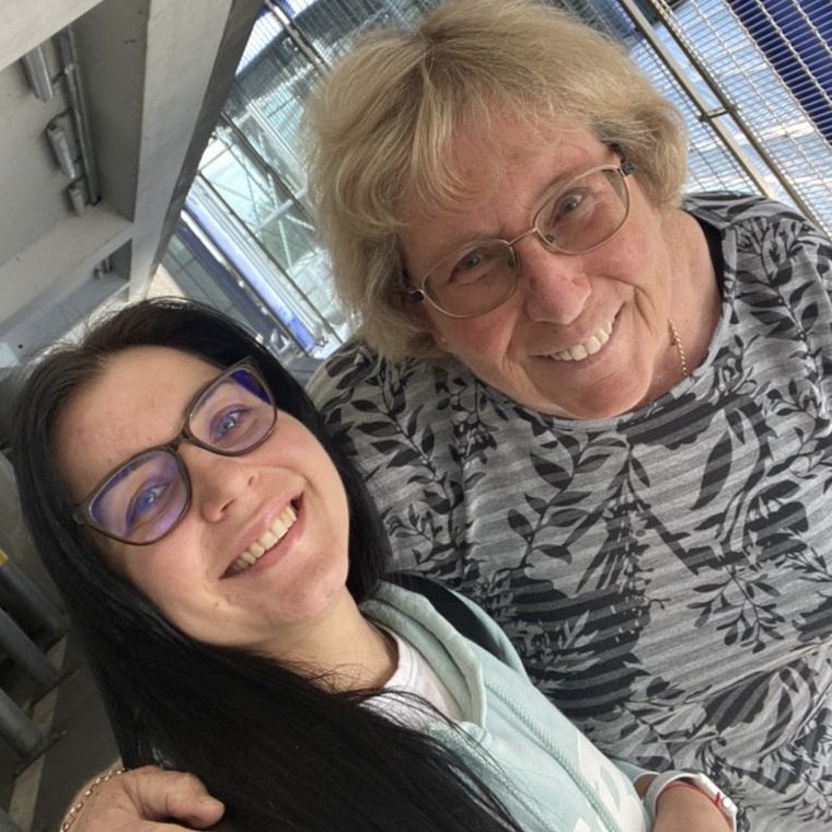 Grayswood woman launches Ukraine fundraising campaign