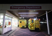 When are the busiest times of the week at Hampshire Hospitals Trust A&E?