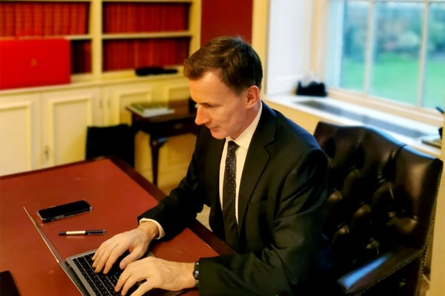Jeremy Hunt thinks pedestrianisation will come to Farnham but not yet