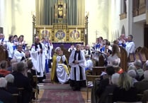 Was vicar the first American to pledge allegiance to the King?