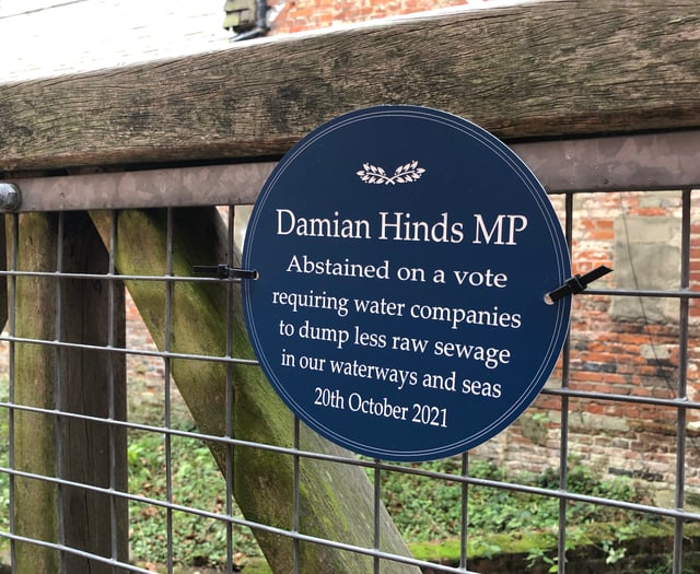 Blue plaques unveiled in Farnham and Alton shaming MPs on river sewage