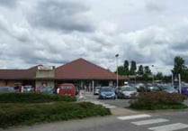 Distraction thief in Liphook Sainsbury's car park cost woman £1,000 