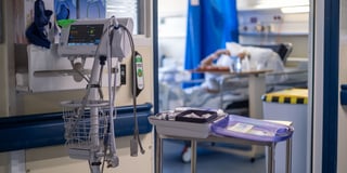 Lower rate of death from lung conditions in Hampshire than across England – despite massive UK disparity