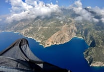 Petersfield-based sky surfers learn key skills on Turkey trip