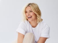 Instagram ‘mama’ to sign copies of Times bestseller in Farnham