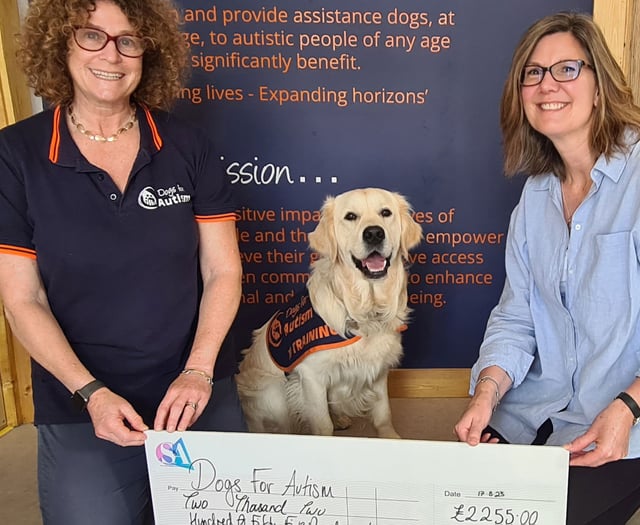 Dogs For Autism receives £2,255 from Styles and Associates of Alton