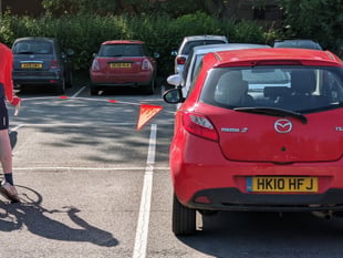 Farnham's new cycle tracks to lag a year behind town centre works