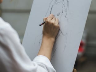 Petersfield snapper is putting aspiring artists in the frame