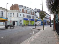 Arrests after police find cocaine, heroin and knife in Aldershot stop
