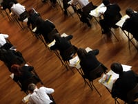 Hampshire disadvantaged pupils fall further behind their peers at GCSE following pandemic
