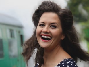 Singer's 40s-themed show in The Shed will follow Remembrance event