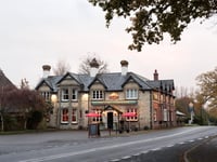 The Three Horseshoes in East Worldham: A really walker-friendly pub