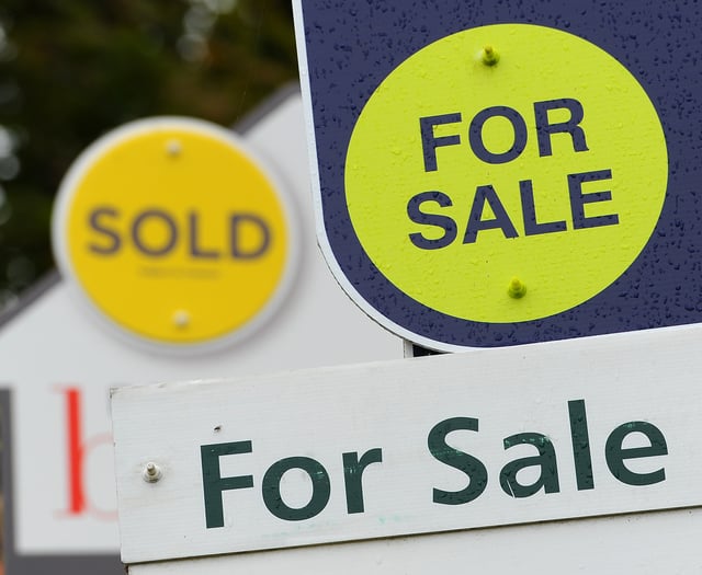 East Hampshire house prices dropped more than South East average in October