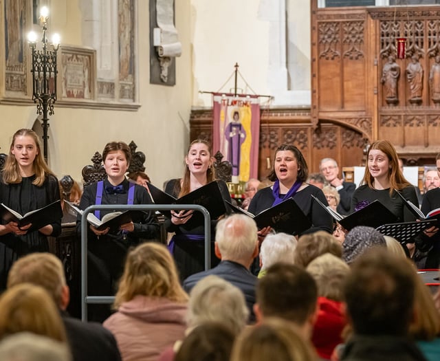 Review: Waverley Singers Christmas concert, St Lawrence Church, Alton