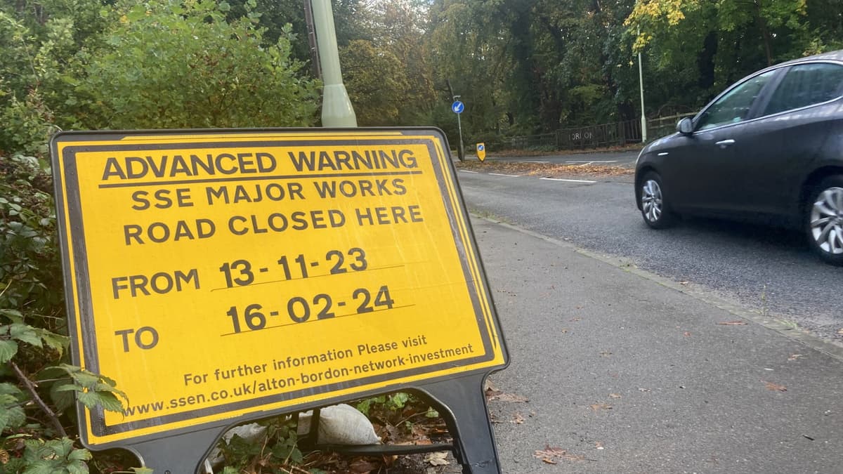 Light relief around Bordon 'lido' as Lindford Road closes for roadworks 
