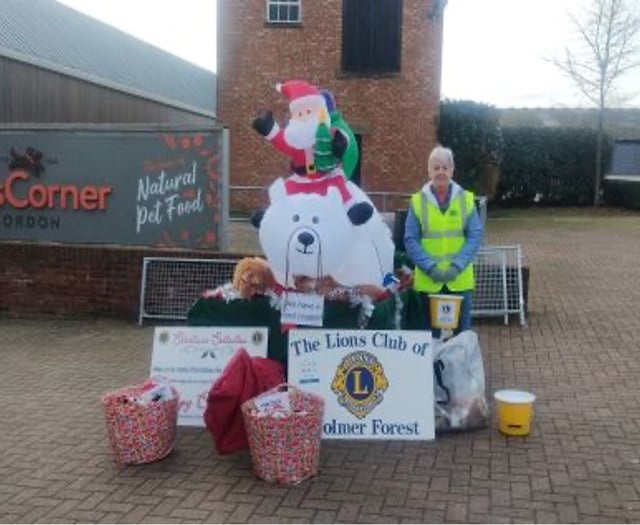 Woolmer Forest Lions thank Lindford pub as appeal raises over £2k
