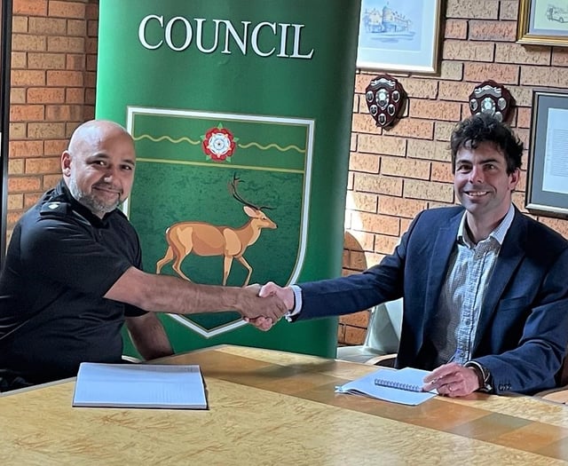 Councillors get police briefing as bobby is back on the beat in Bordon