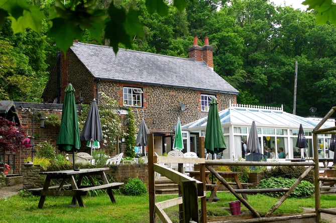 The Donkey pub in Elstead will close on Mother's Day