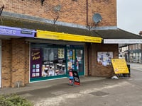 Trio steal cigarettes and vapes after breaking into convenience store