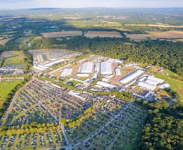 All roads lead to Worldham but signs promising for Jalsa Salana