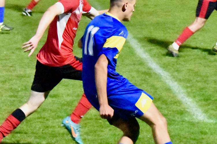 Action from Petersfield Town's 5-1 defeat against Eversley & California in the Hampshire Senior Cup (Photo: Dean Tricker)