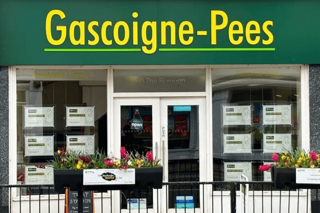 Gascoigne-Pees on the Borough in Farnham