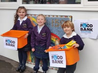 Scouts and schoolkids give helping hand to foodbank