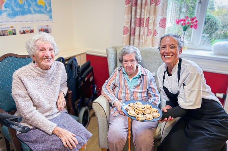 Redcot Residents Monica Waller and Isabel West with Helen Taylor-Bray (Chef)