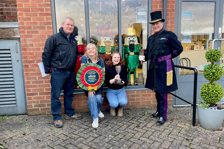 Charlotte Nevin, Eleanor Milton, Sonia Thomas with Town Crier Christian Ashdown
