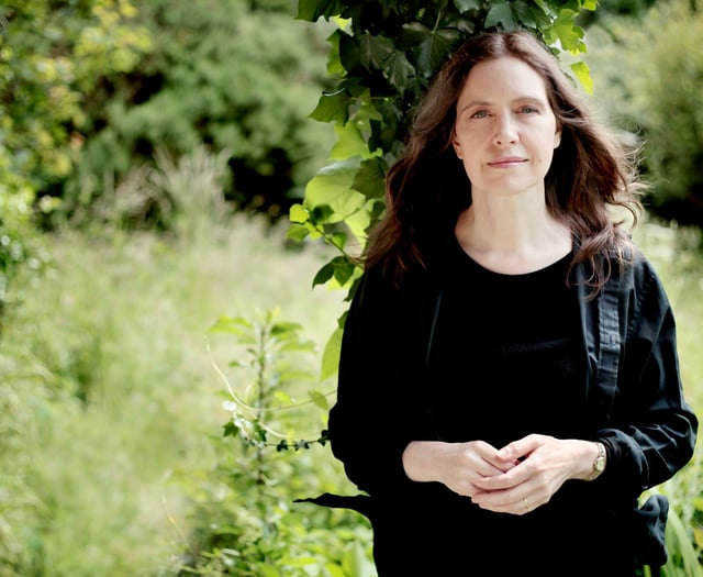 Multi-national folk singer embracing UK garage for next album! 