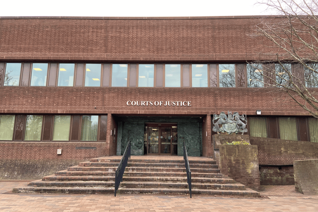 Serial shoplifter who assaulted police officer given community order