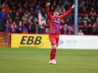 Shots draw six-goal thriller against Ebbsfleet
