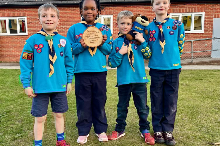 Beavers from the 3rd Alton Scout Group at Ewhurst Park to visit the Beaver Kit, Bobby.