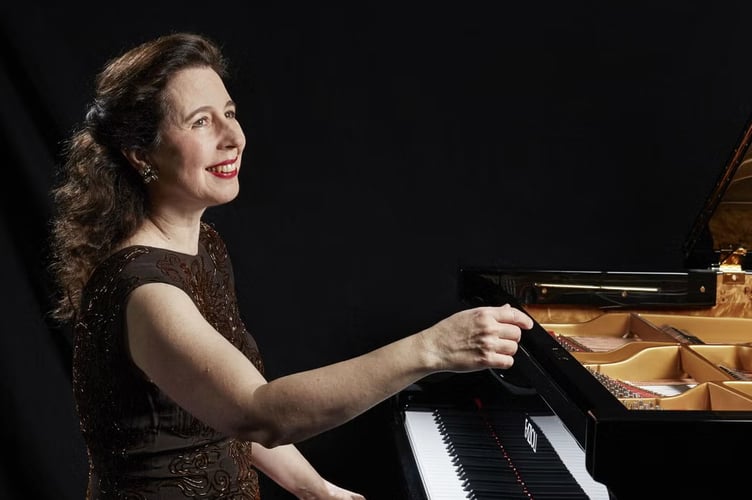 Angela Hewitt set to take centre stage at Haslemere Festival