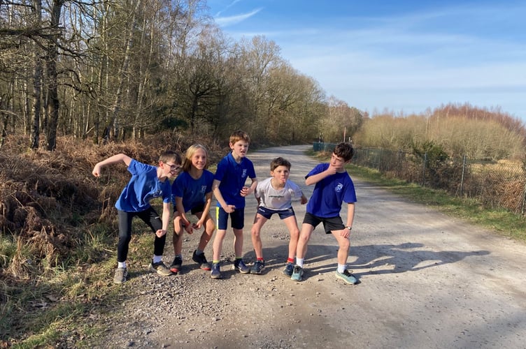 Five boys and their dads run 10km to support Cancer Research