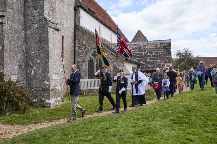 Holy Cross procession VE Day Binsted