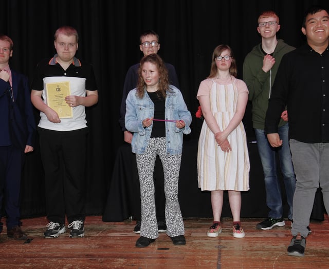 "Amazing" Hollywater pupils showed their class in DofE scheme