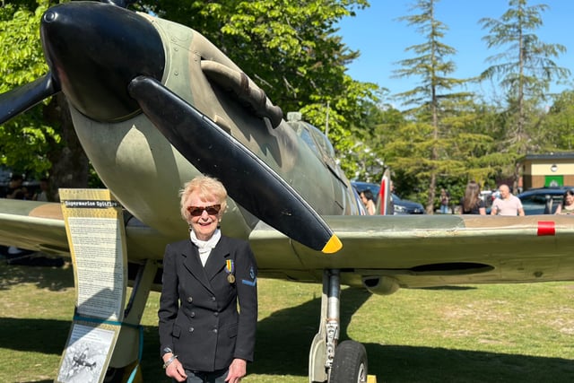 Haslemere honours VE Day and veteran
