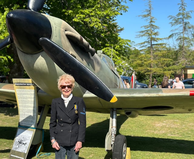 Haslemere honours VE Day and veteran